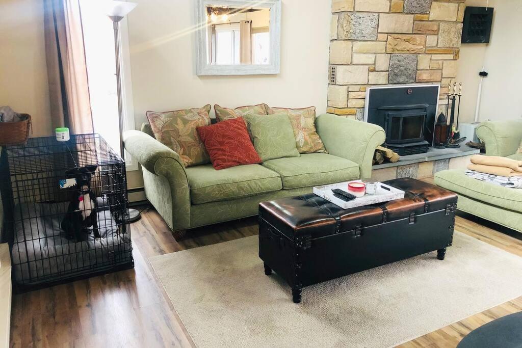 Weekend At Bernie's! *pet Friendly!* **hot Tub** * Long Pond