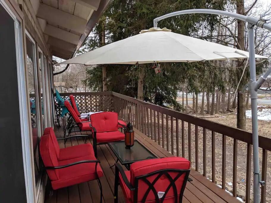 Holiday home Weekend At Bernie's! *pet Friendly!* **hot Tub**