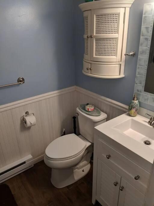 Weekend At Bernie's! *pet Friendly!* **hot Tub** * Long Pond